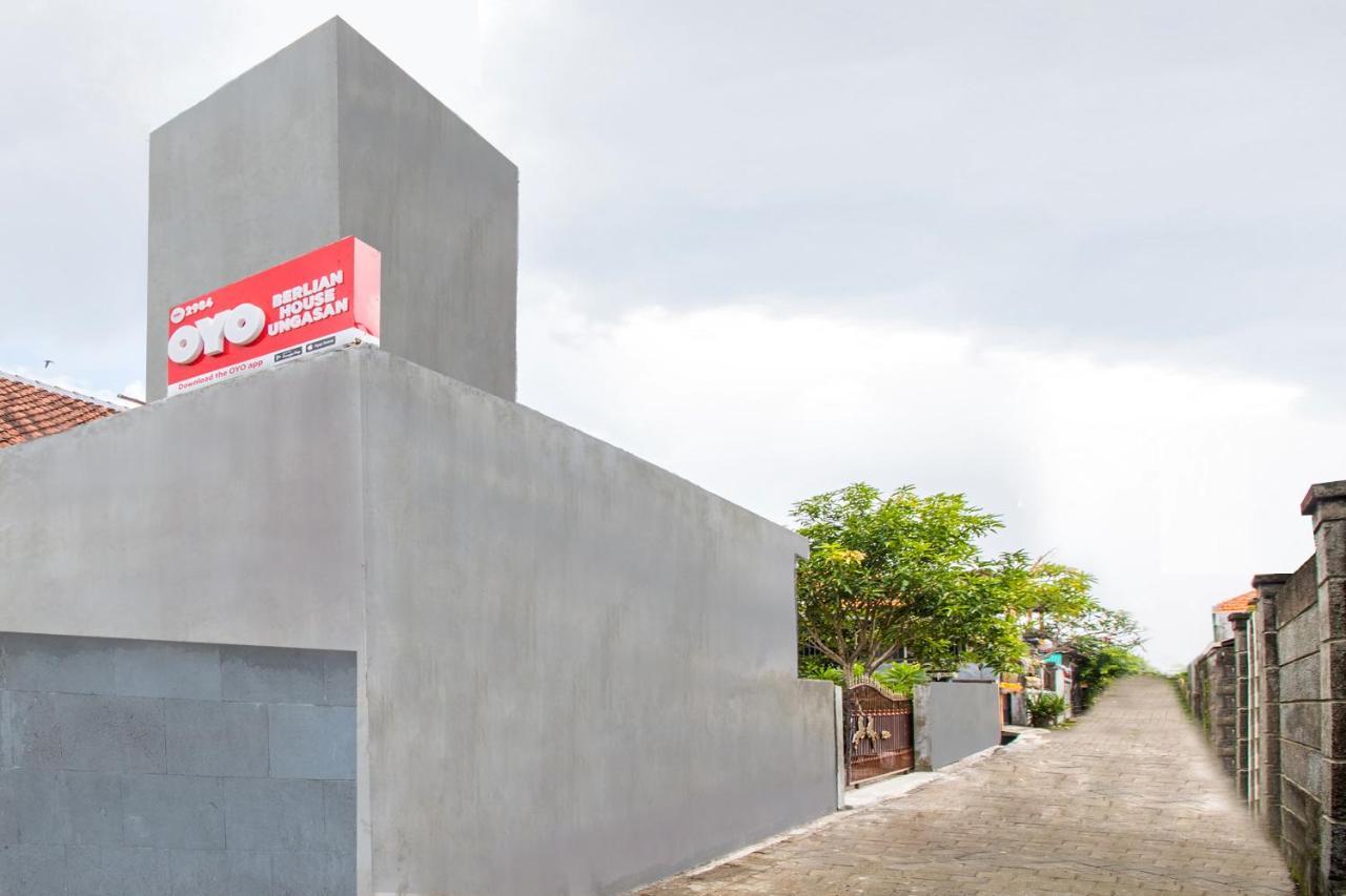 Hotel Oyo 2984 Berlian House Ungasan Jimbaran Zewnętrze zdjęcie